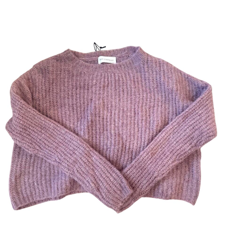 Self contrast plush plum sweater